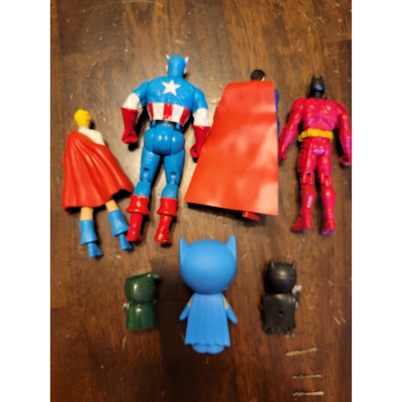 Super Heroes Action Figures LOT Power Girl Batman Captain America Dr. Doom 7 Pcs - Picture 8 of 10